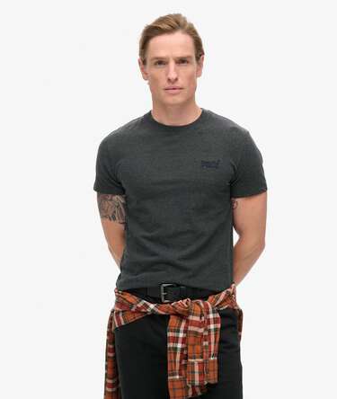Camiseta Essential