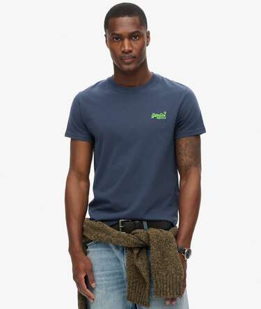 Camiseta Essential